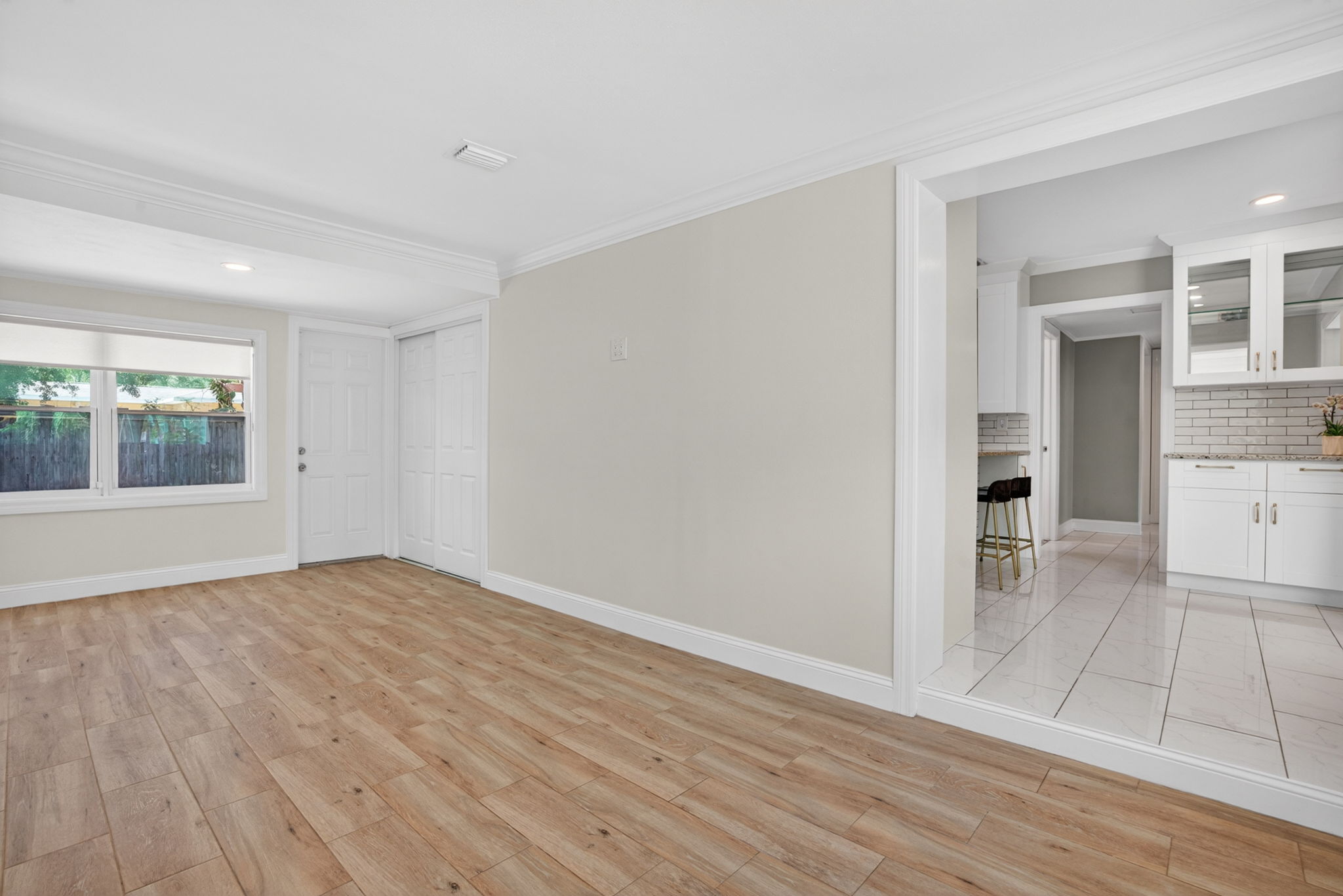 Family Room 4 of 4