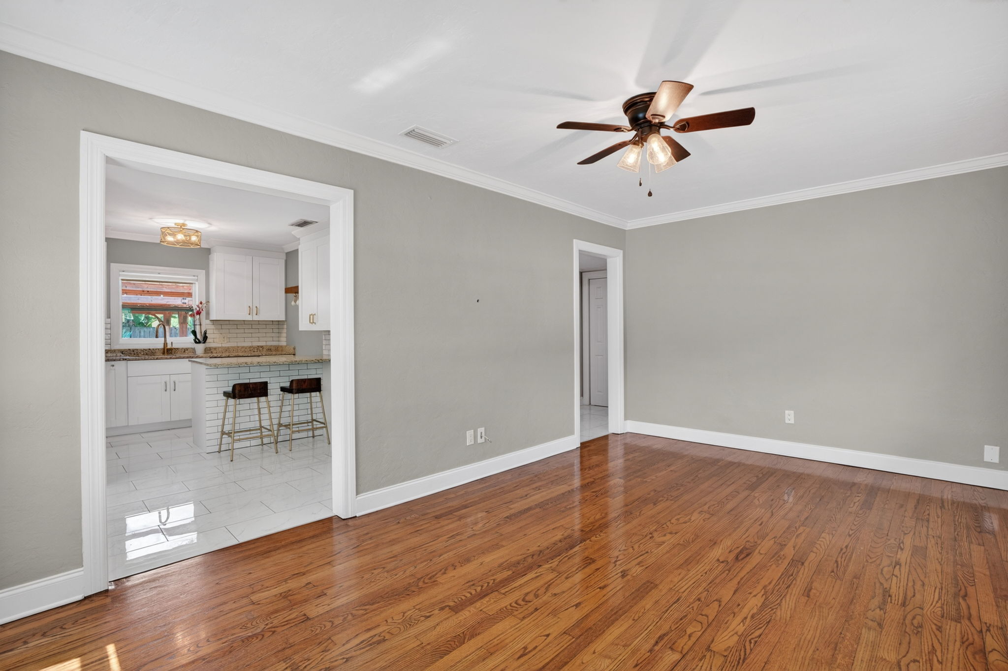 Living Room 4 of 4