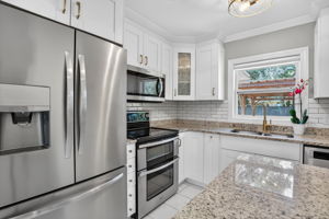 Kitchen 1 of 4