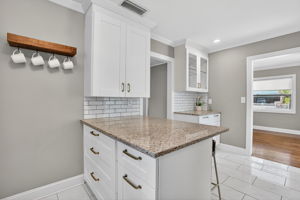Kitchen 4 of 4