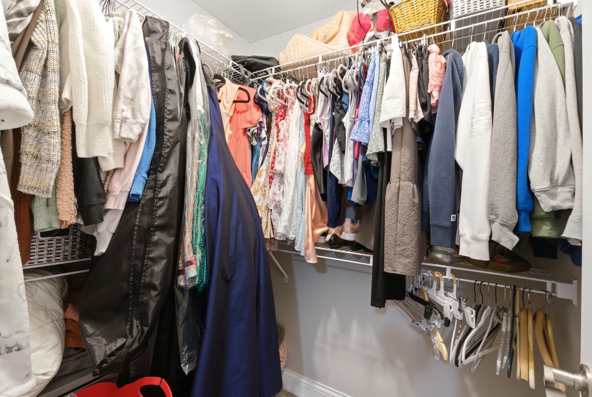  Photo 41