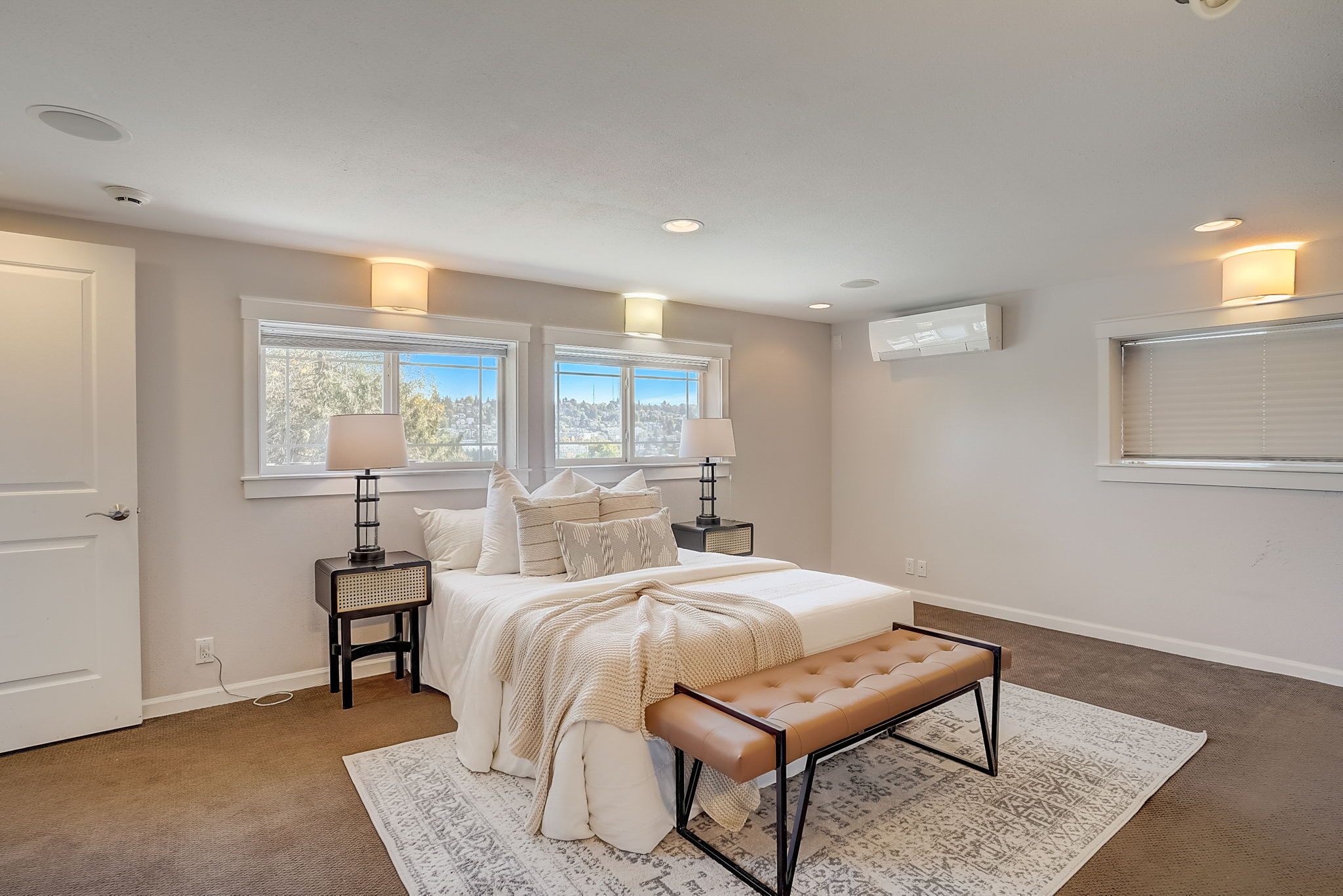  23rd Ave W-028