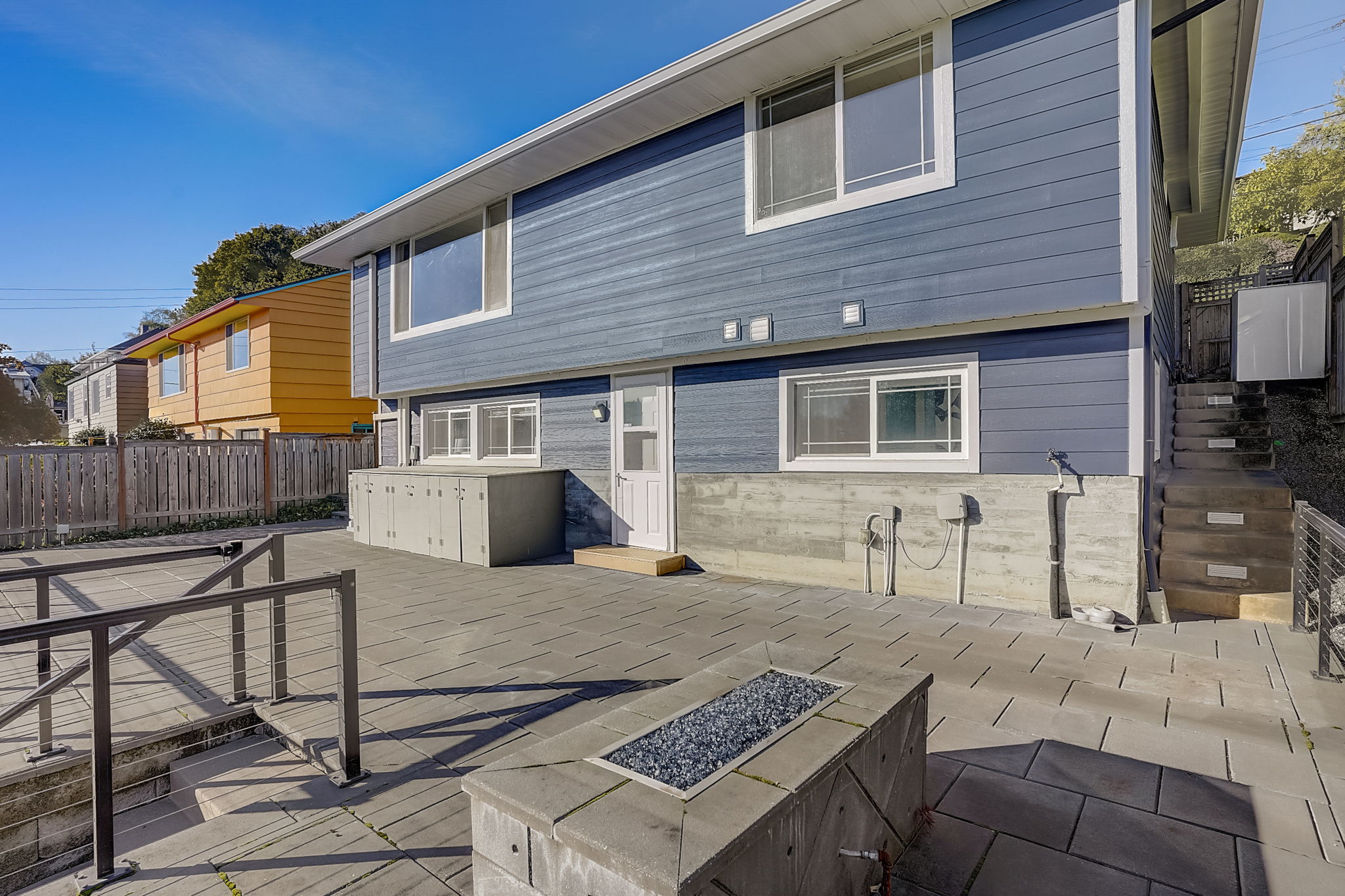  23rd Ave W-006