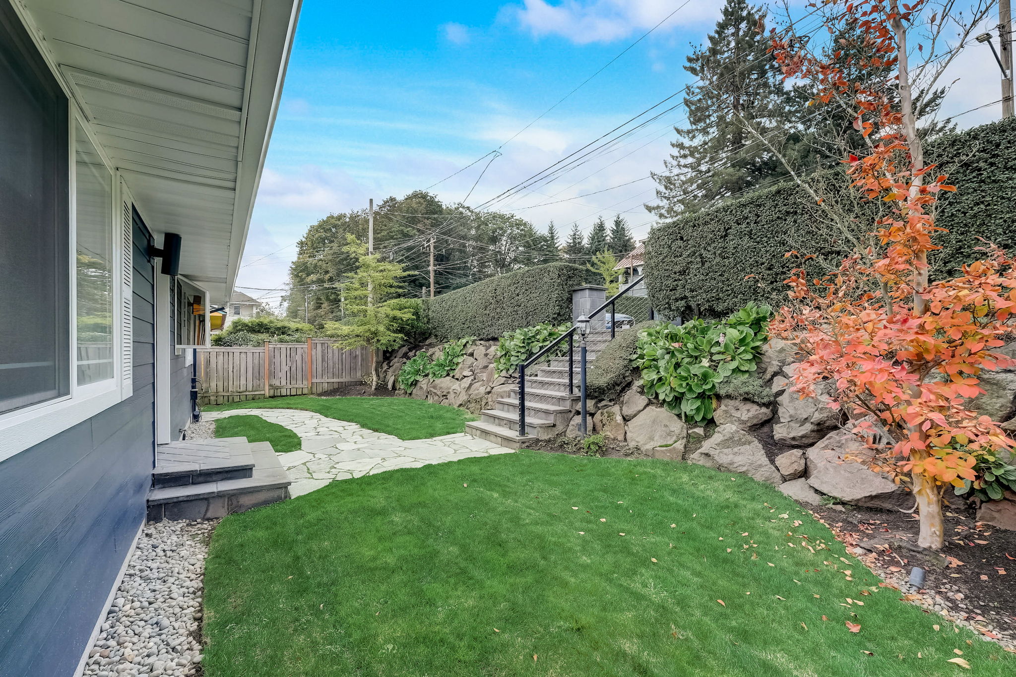 23rd Ave W-059