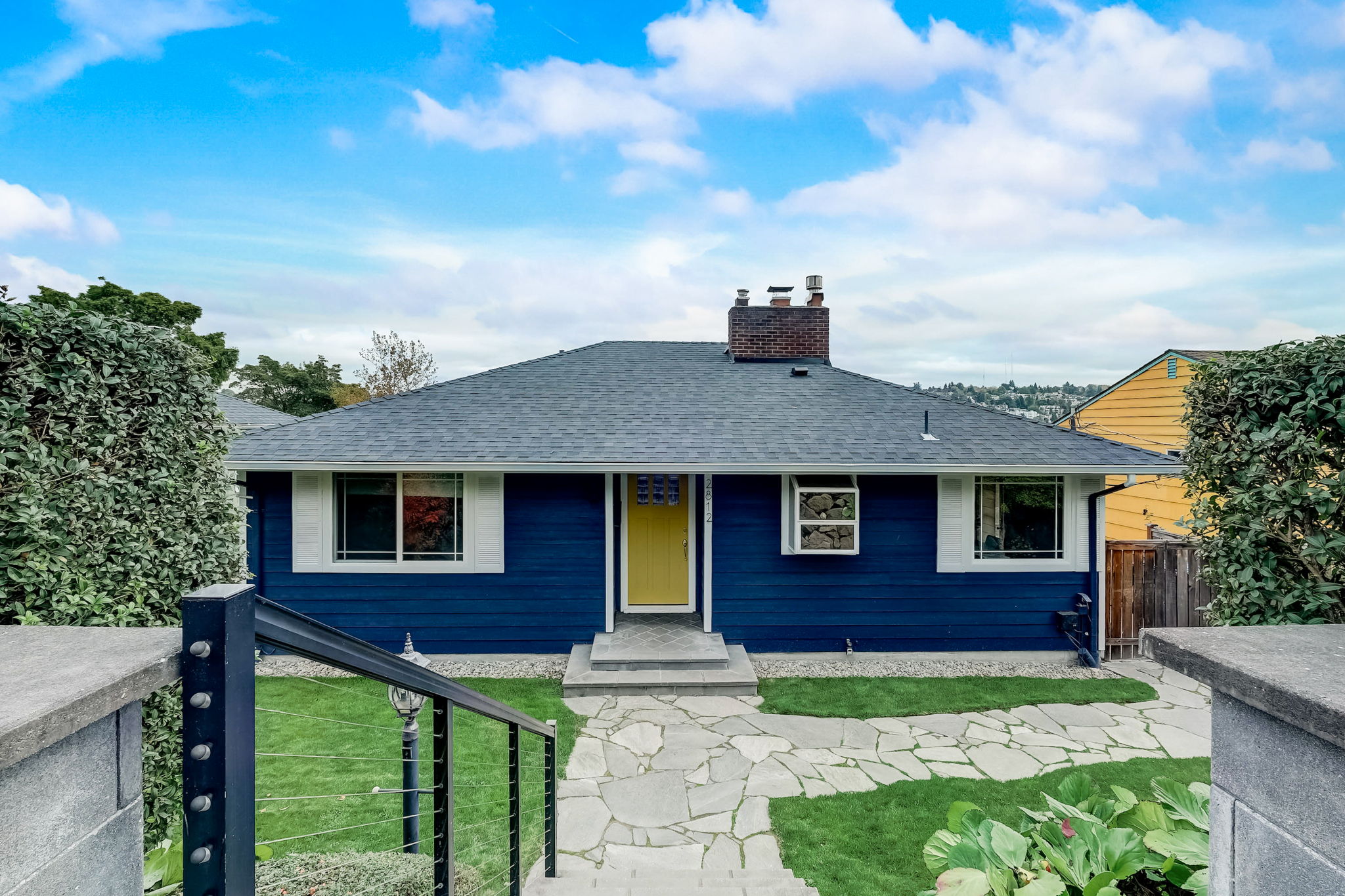 23rd Ave W-054