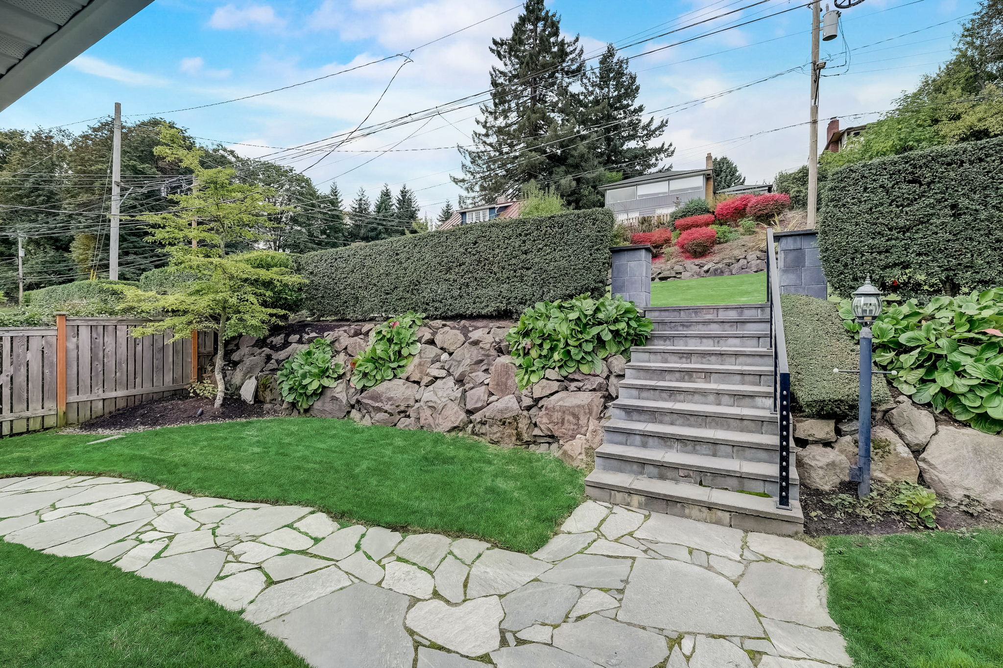 23rd Ave W-062