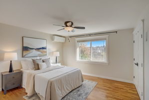  23rd Ave W-018