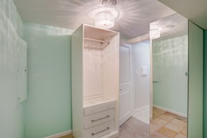  23rd Ave W-024
