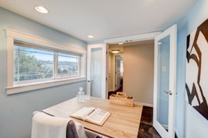 23rd Ave W-067