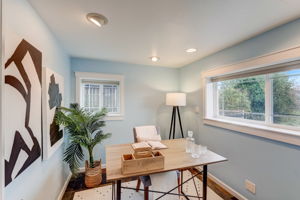 23rd Ave W-065