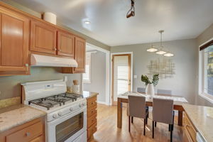  23rd Ave W-016