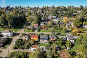  23rd Ave W-045