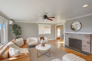  23rd Ave W-012