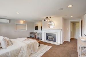  23rd Ave W-025
