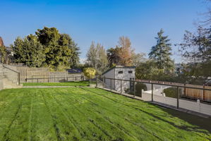  23rd Ave W-001