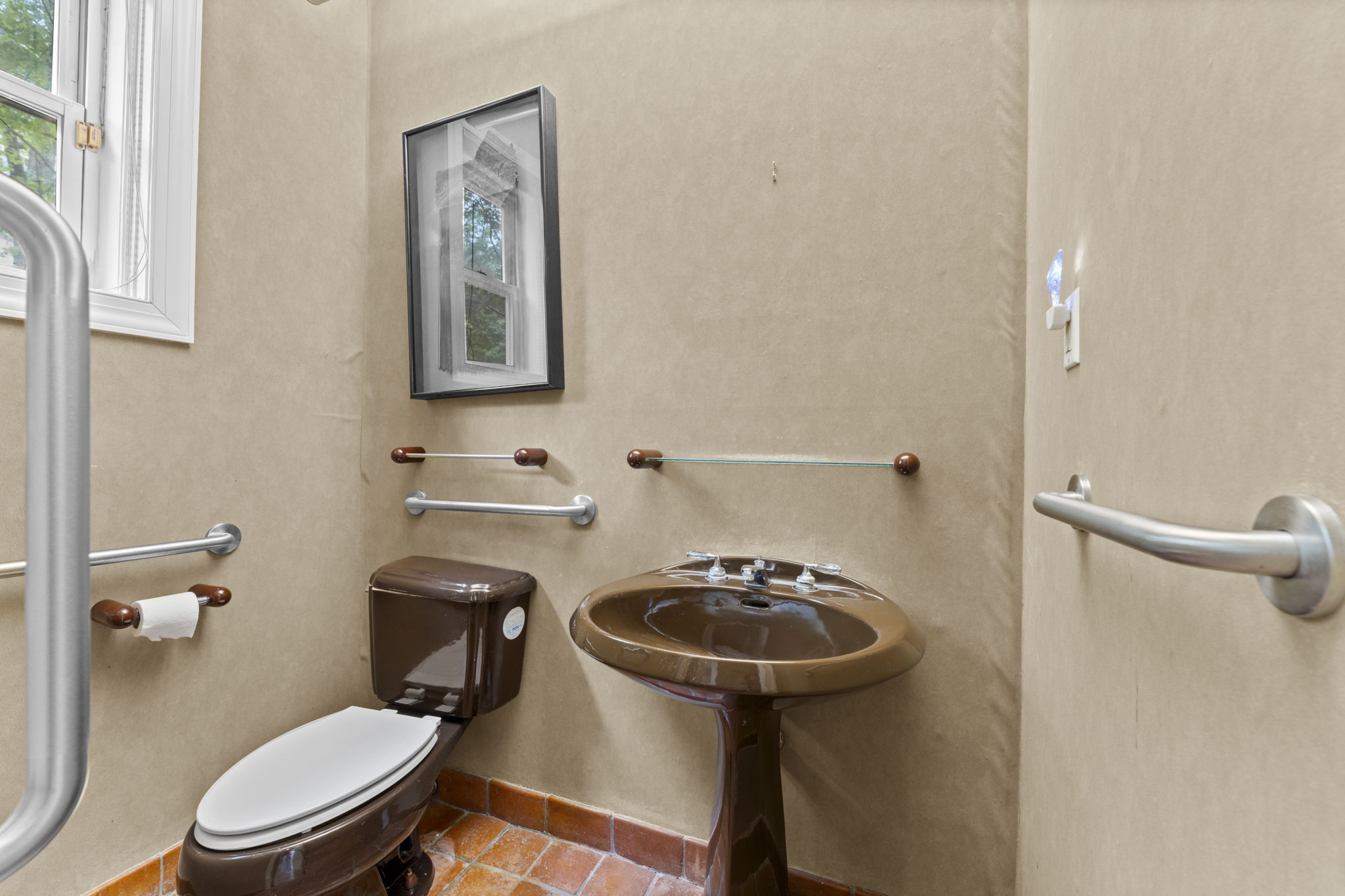 Half Bathroom - Main Level