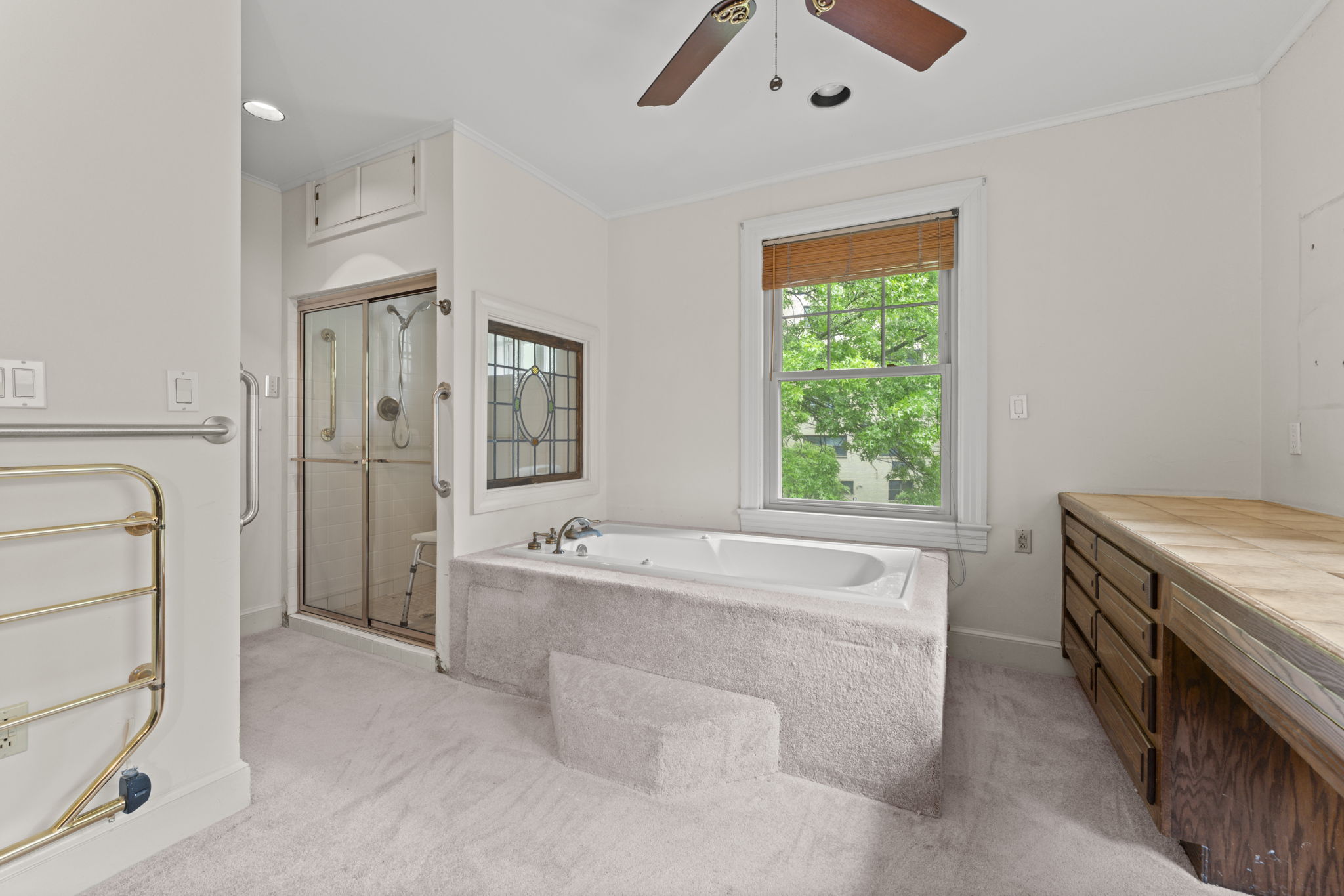 Primary Suite Bathroom