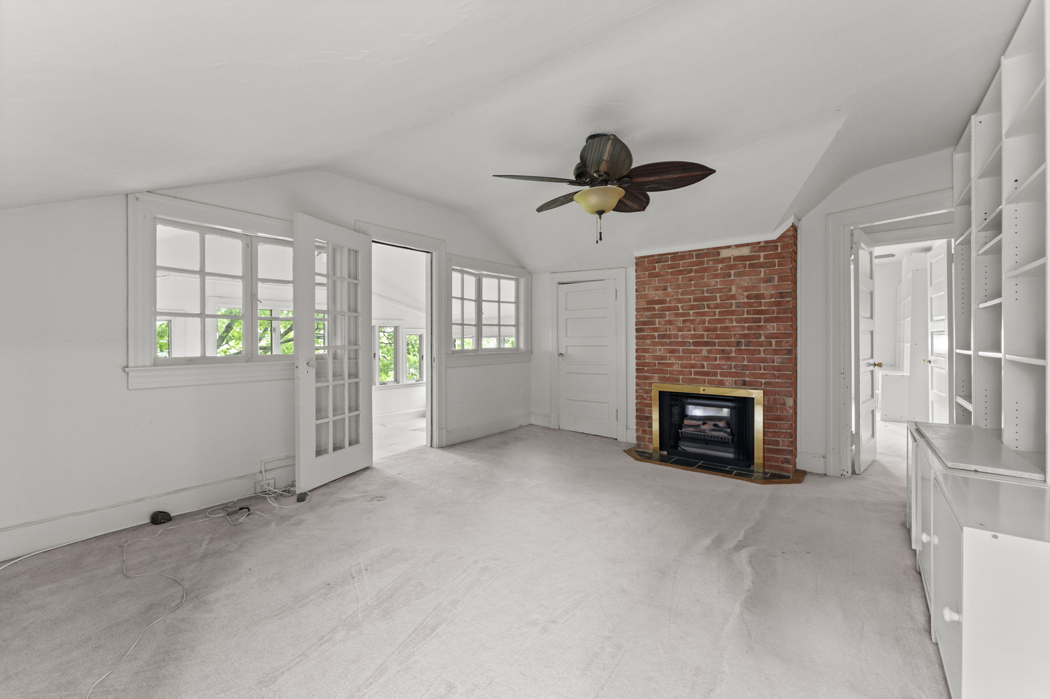 Bedroom 2 - Upper Level 2