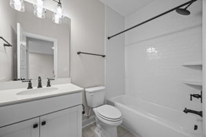  Photo 48