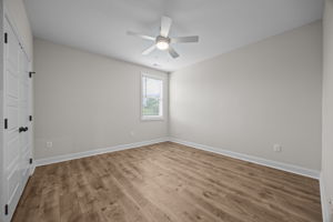  Photo 49