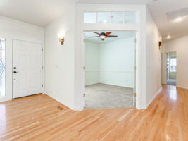  Photo 31