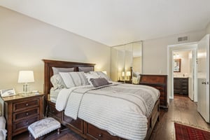 Ridgepoint Ct-S1807-025.jpg