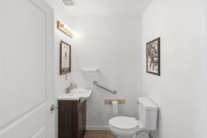  Photo 48