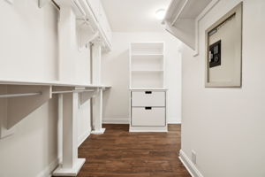  Photo 49