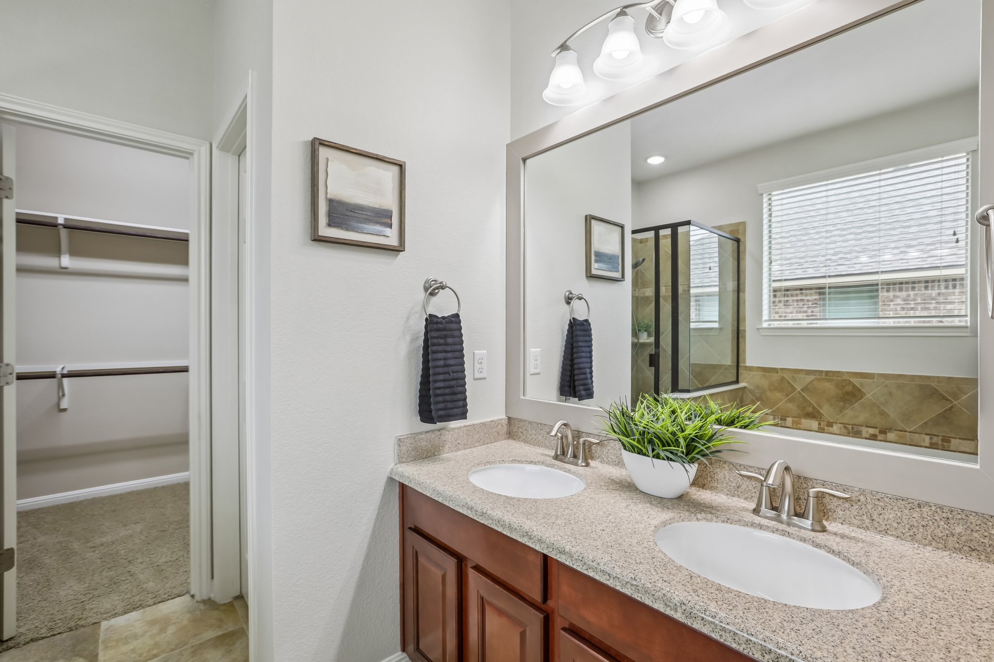 Granite Hill Cv-S0110-029.jpg