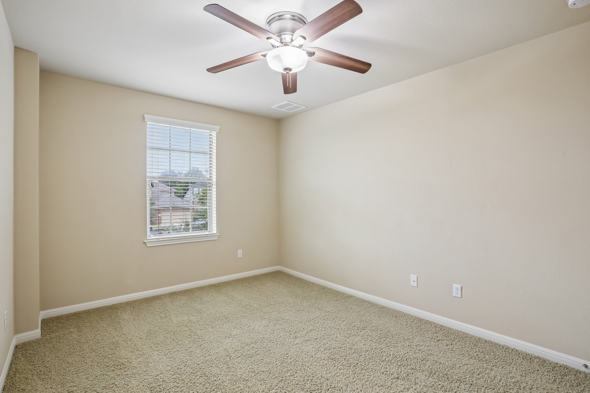 Granite Hill Cv-S0110-045.jpg