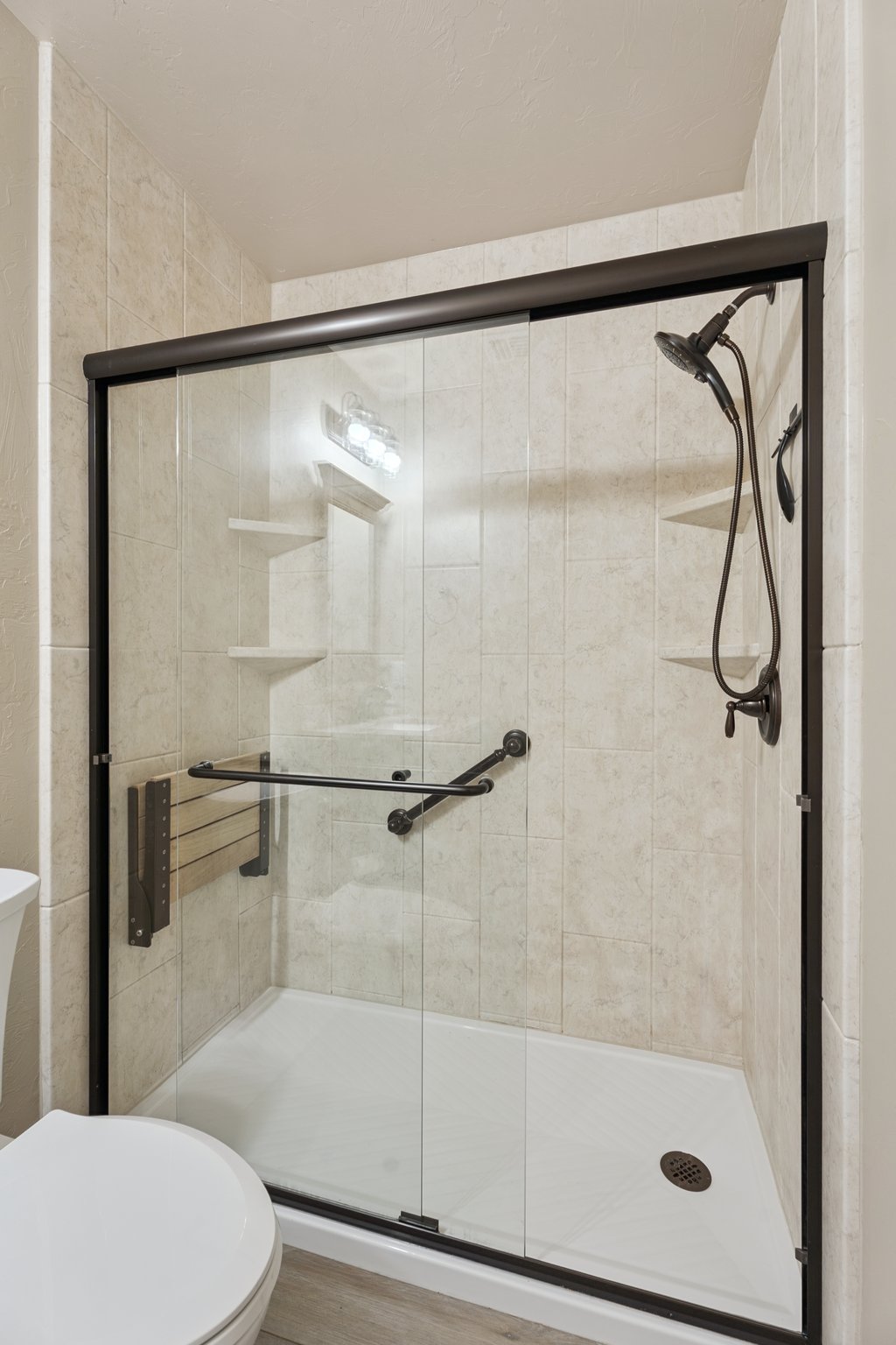 2813 NW 184th Terrace_024.jpg
