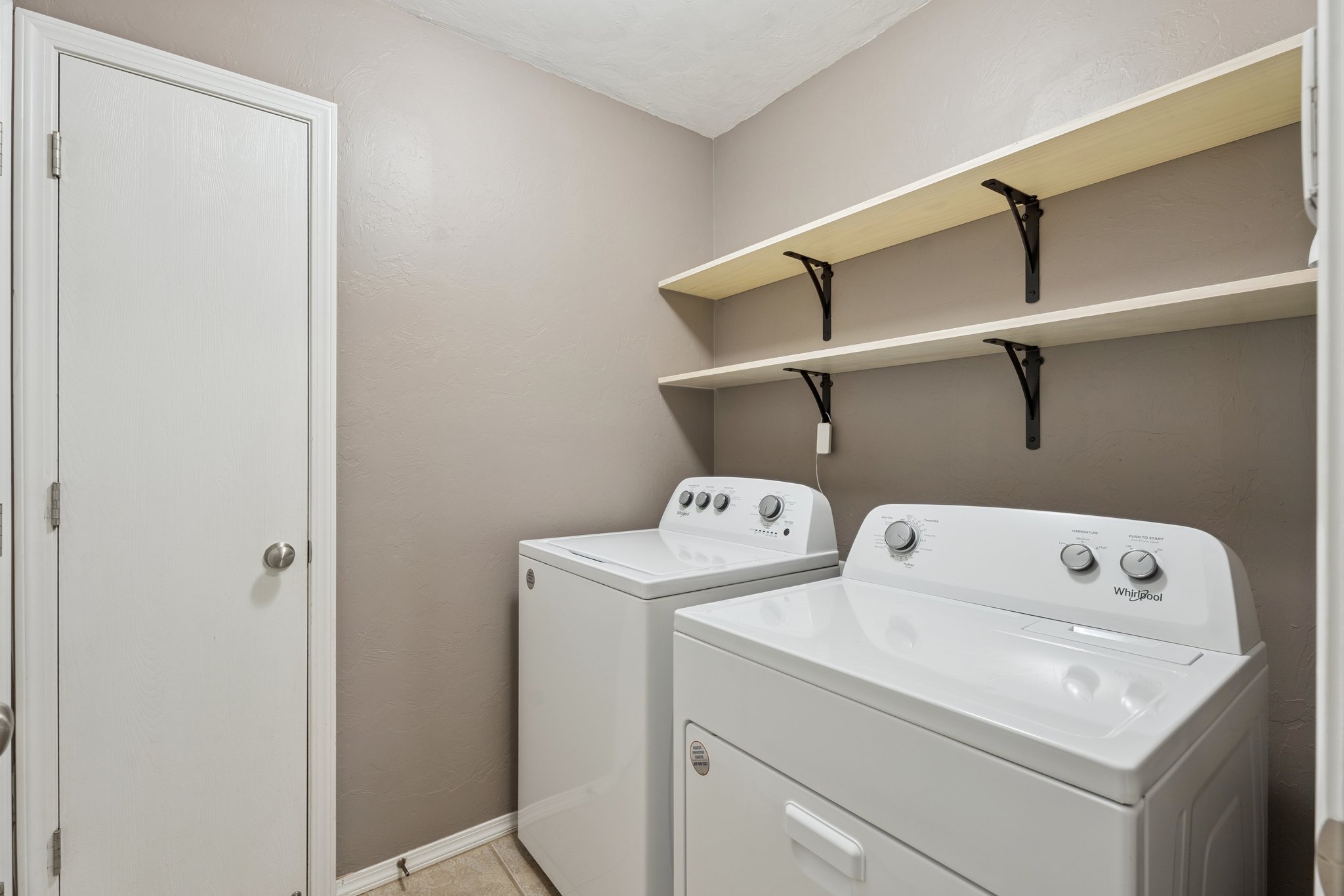 2813 NW 184th Terrace_035.jpg