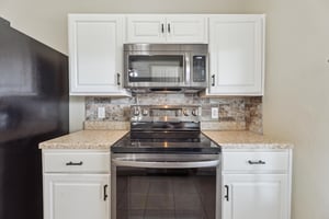 2813 NW 184th Terrace_015.jpg
