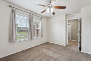 2813 NW 184th Terrace_019.jpg