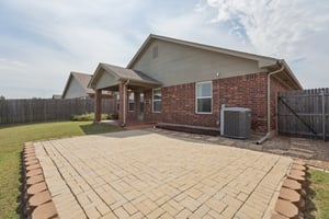2813 NW 184th Terrace_038.jpg