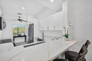 Kitchen 1 of 6