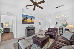 Living Room 5 of 5