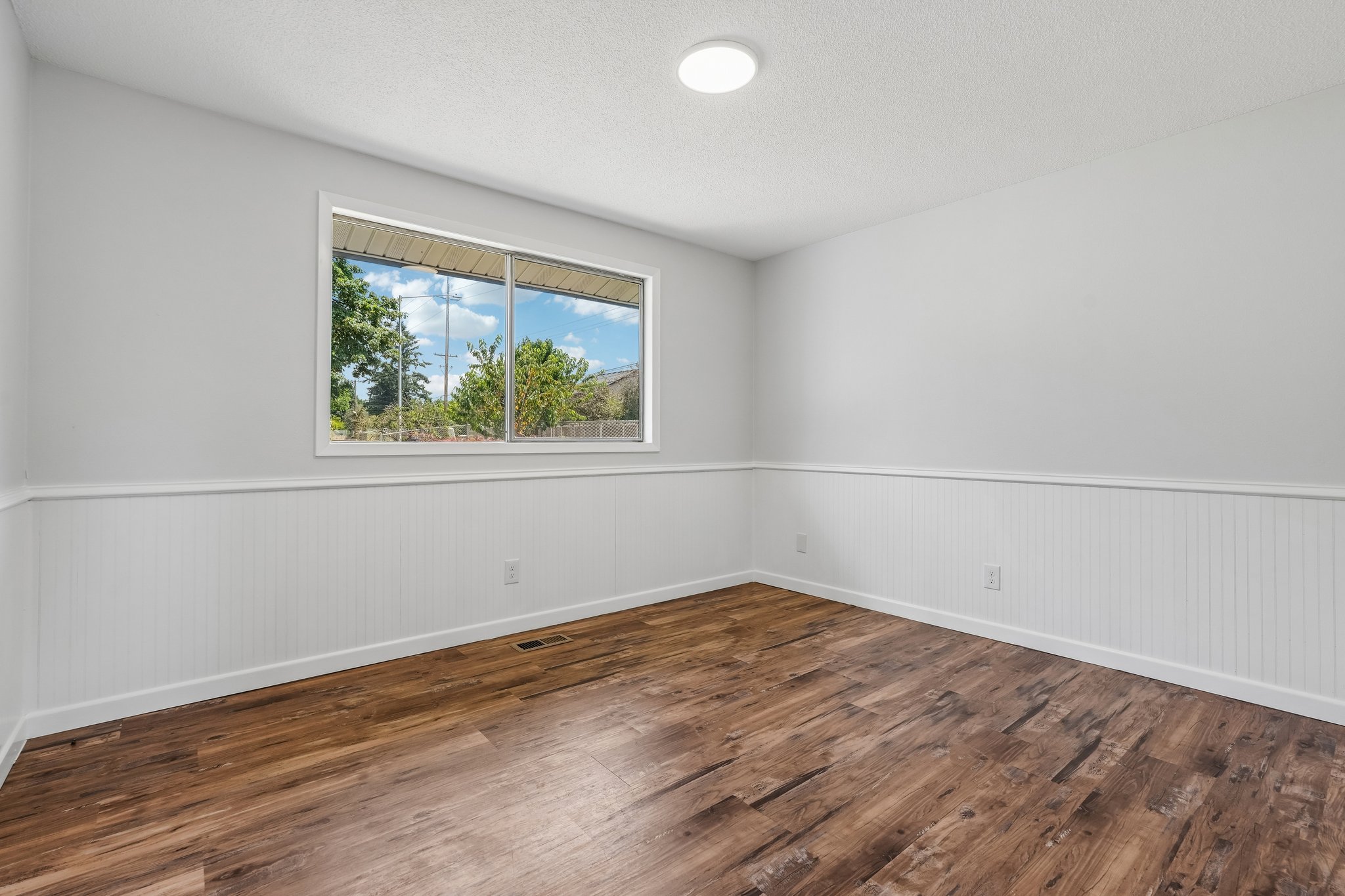 NE 124th Ave-S0707-028.jpg