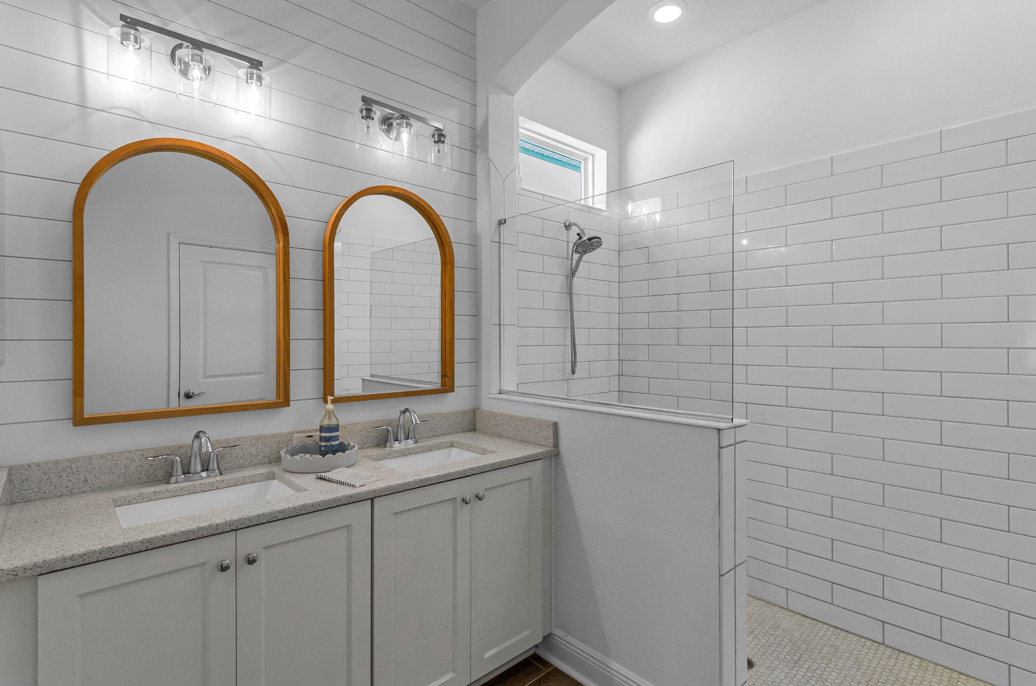 Primary Bathroom1a