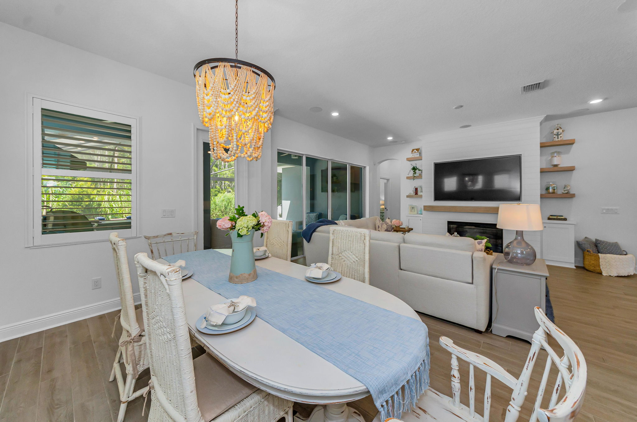 Dining Room4