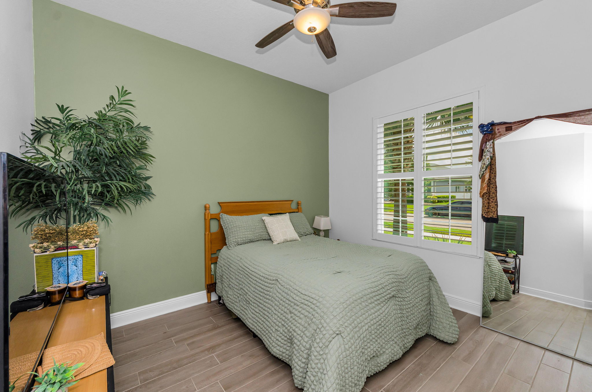 Bedroom2a