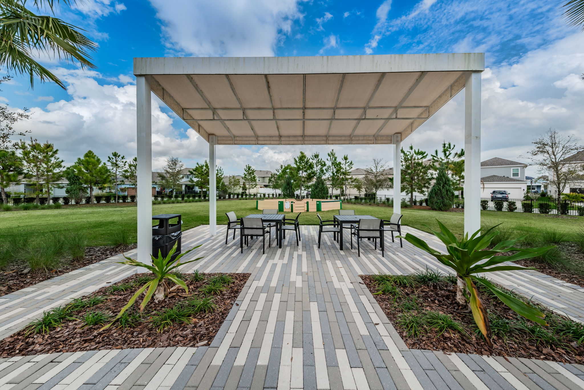 17-Asutria Covered Patio