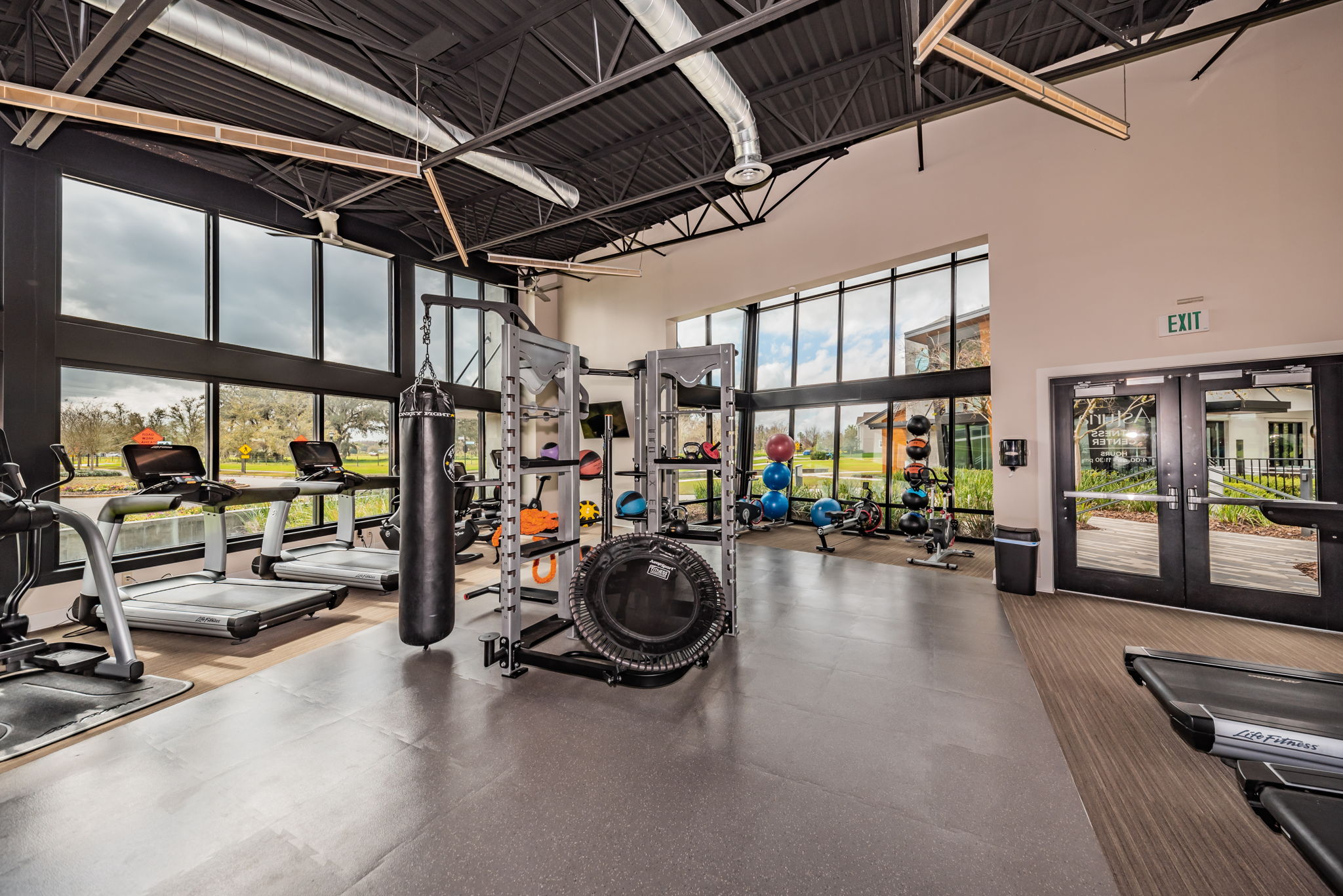 35-Asutria Fitness Center