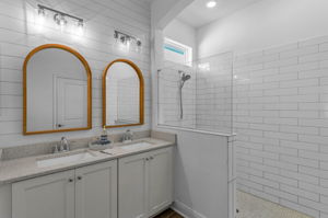 Primary Bathroom1a