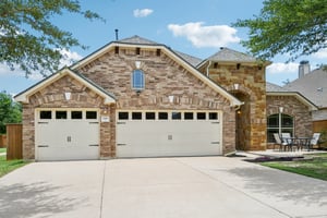 Homecoming-S2606-001.jpg