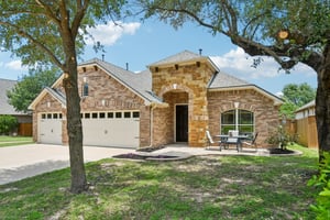 Homecoming-S2606-004.jpg