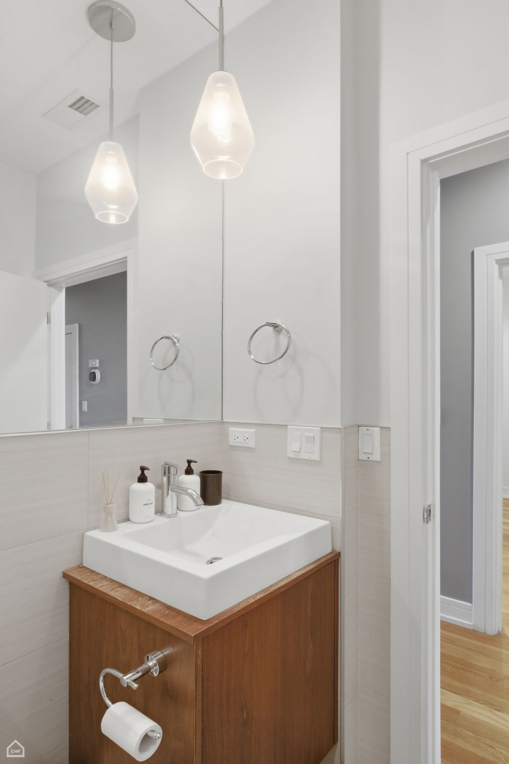 2818 W Chicago Ave 3 - Jeff Wojcik_012