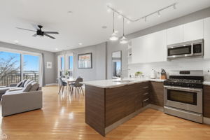 2818 W Chicago Ave 3 - Jeff Wojcik_010