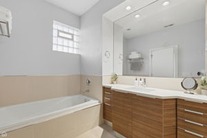 2818 W Chicago Ave 3 - Jeff Wojcik_018