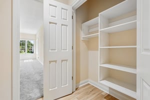 Bloomsbury S-S0409-034.jpg